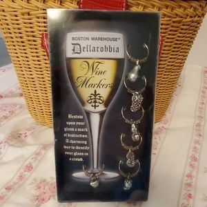 Boston Warehouse Dellarobbia Wine Markers